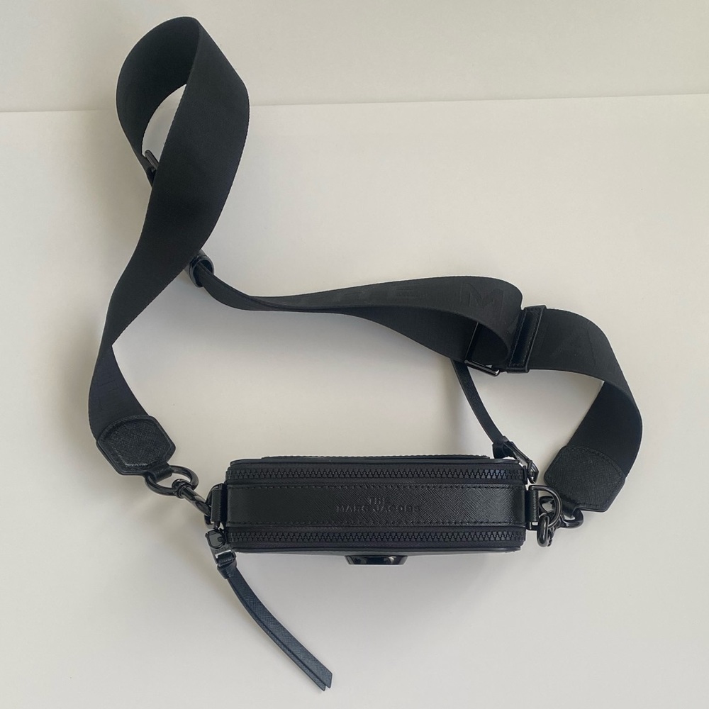 Authentic Marc Jacobs Snapshot - Picture 7 of 16